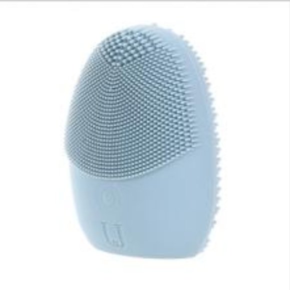 2/$20 Miniso Silicone Vibrating Face Scrubber - Picture 1 of 4